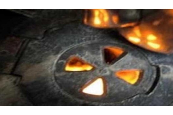 YAŞLI ÇİFT SOBADAN ZEHİRLENDİ