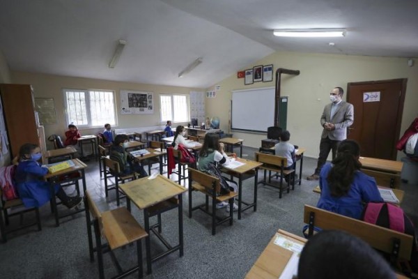 16 BİN ÖĞRENCİ DERS BAŞI YAPTI