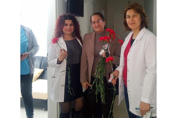 OĞUZHAN, TIP BAYRAMINI KUTLADI