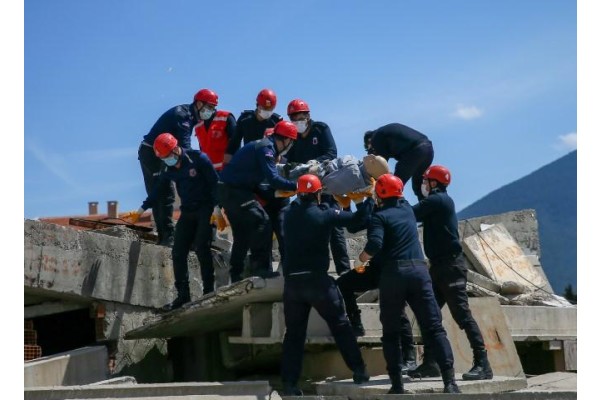 CEKUT AFETLERDE HAYAT KURTARACAK