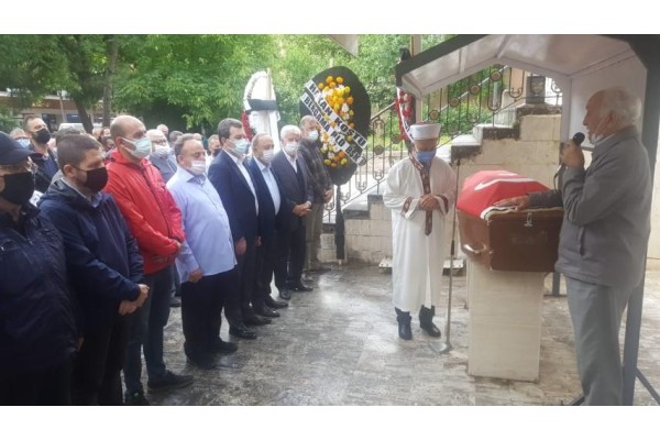 AHMET SÜTER SON YOLCULUĞUNA UĞURLANDI