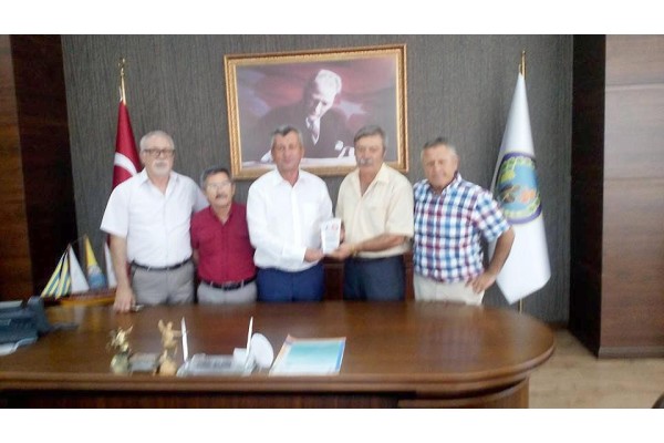 ALİAĞALI EMEKLİLERDEN BAŞKAN ŞAHİN’E TEŞEKKÜR