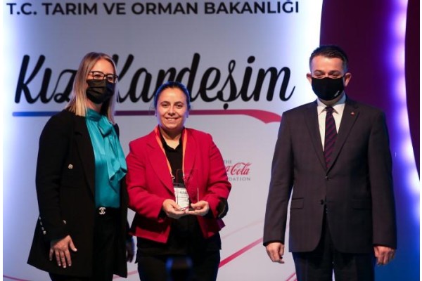 PAKDEMİRLİ, KADIN GİRİŞİMCİLERLE BİR ARAYA GELDİ