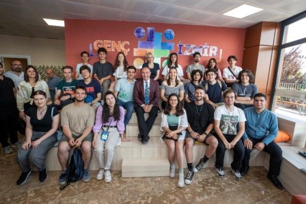 İzmir “Avrupa Gençlik Başkenti” unvanını alma yolunda