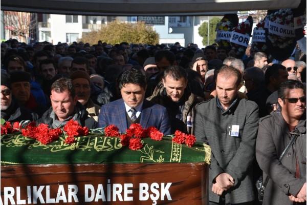 ALİAĞA “ŞENOL HOCA”SINI KAYBETTİ