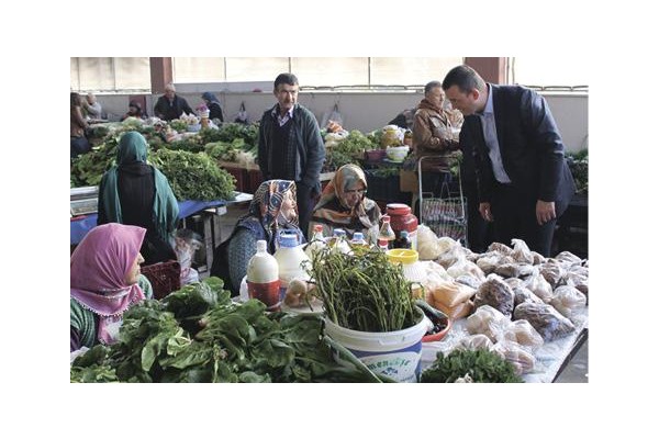 EROĞLU, PAZARA ÇIKTI