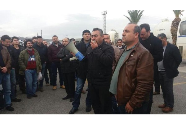 TÜPRAŞ İŞÇİLERİ EYLEM YAPTI