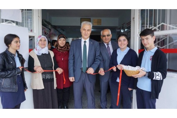 YETENEKLİ ÖĞRENCİYE DERSE’DEN DESTEK