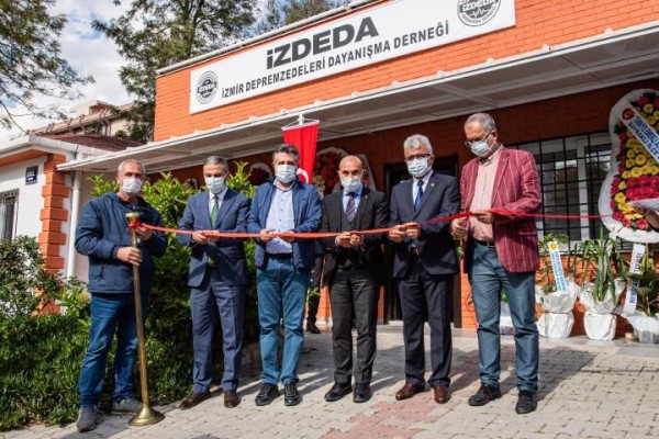 DEPREMZEDELER İZDEDA ÇATISI ALTINDA ÖRGÜTLENDİ