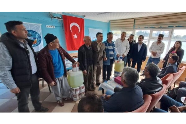 Balıkçılara mazot ve boya desteği