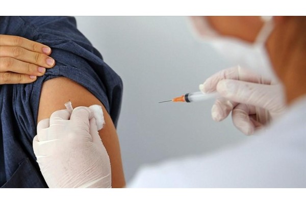 BAKANLIK İZMİR’DEKİ AŞILAMA SAYISINI AÇIKLADI