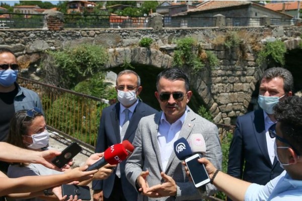 BERGAMA'DAKİ ANTİK SU KANALI PROJESİ'Nİ İNCELEDİ