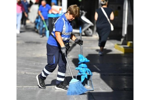 Sokaklarda temizlik seferberliği