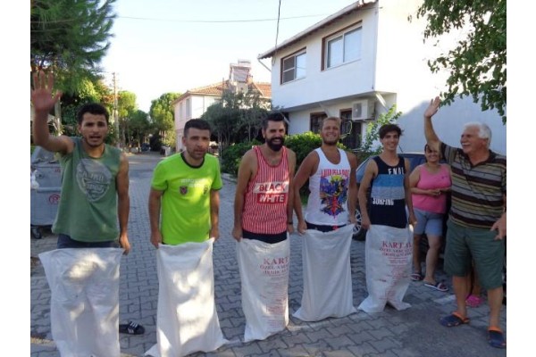 YENİ ŞAKRAN, SENE SONU ŞENLİKLERİYLE EĞLENDİ