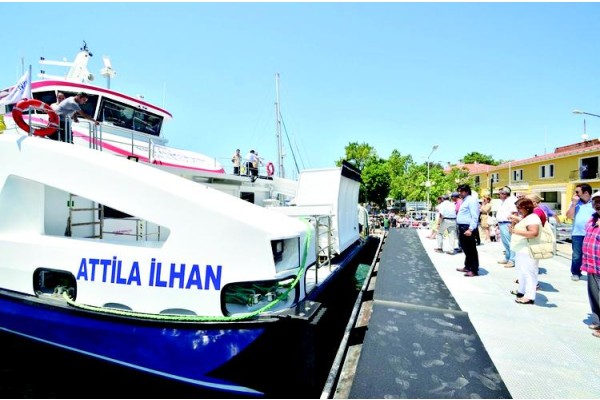 FOÇA’YA VAPUR SEFERLERİ DEVAM EDECEK