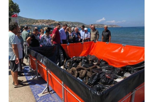 FOÇA'DAKİ AKARYAKIT SIZINTISINA BİLİRKİŞİ İNCELEMESİ