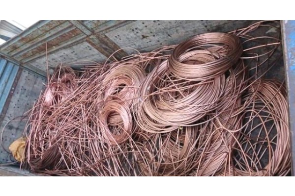 KABLO ÇALAN HIRSIZ YAKALANDI