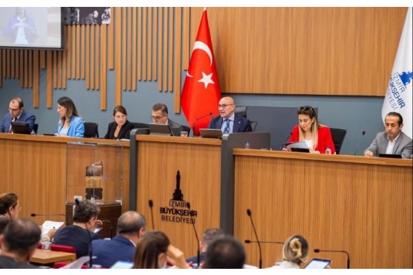 Soyer, Bakanlığı plandan vazgeçmeye çağırdı