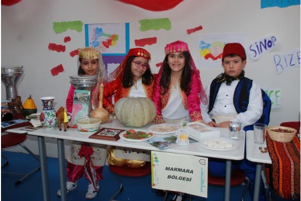 ÇAPA KOLEJİ’NDE YERLİ MALI HAFTASI