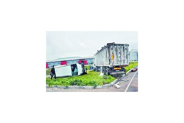 Kızını kurtaran anne,  kazada can verdi