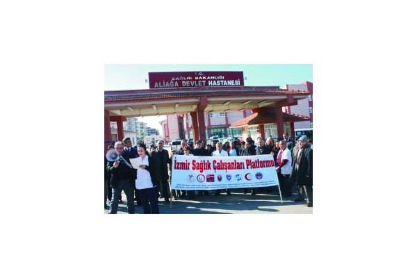 Aliağa'da doktorlara şiddet protesto edildi