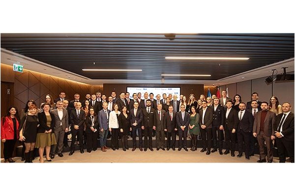 SOCAR Energy School programı ilk mezunlarını verdi