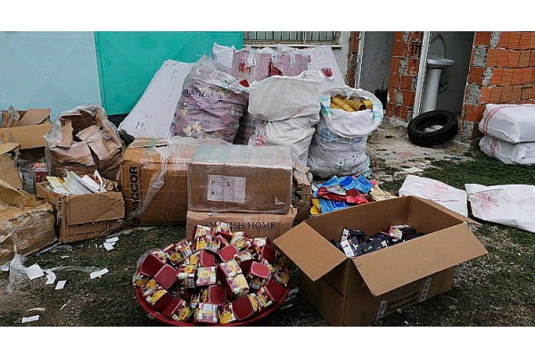 MERDİVEN ALTI ÜRETİCİYE BASKIN