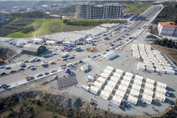 Hatay’da depremzedeler için yaşam alanı kuruldu