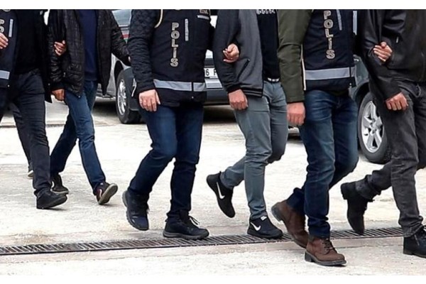 Tefecilik operasyonunda 4 kişi yakalandı