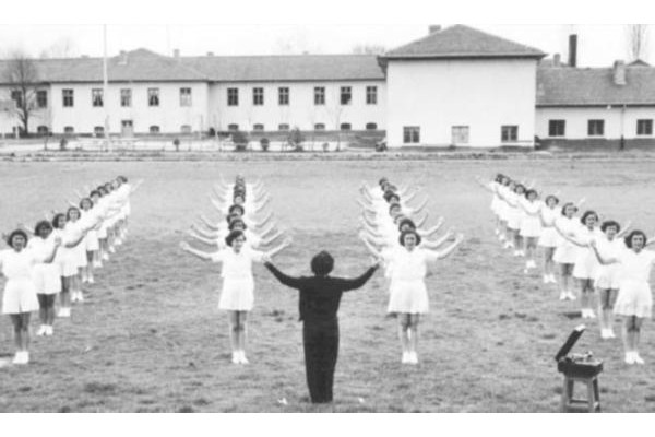 KÖY ENSTİTÜLERİ 75 YAŞINDA