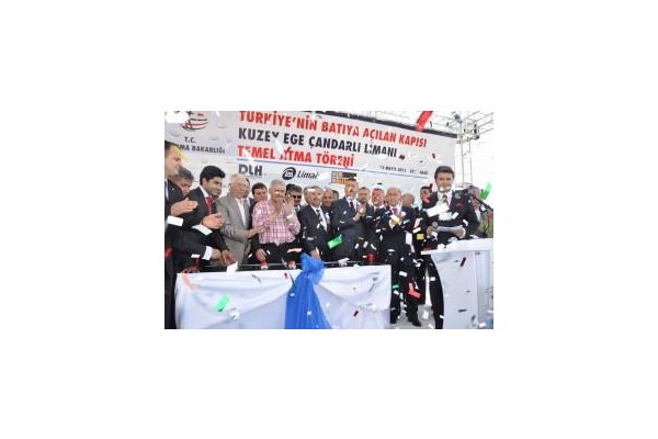 Çandarlı Limanı’nın temeli atıldı nihayet