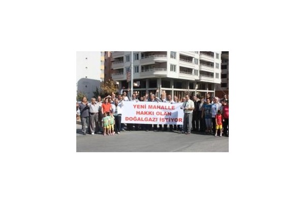 MAHALLE SAKİNLERİ İSYAN ETTİ