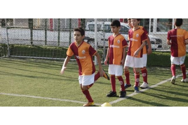 GALATASARAY YENİ ASLANLARINI  ALİAĞA'DA ARIYOR