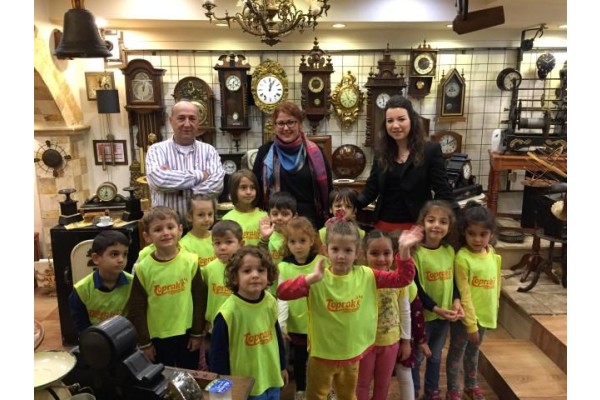 TOPRAK’LI MİNİKLERİN “ZAMAN”DA YOLCULUĞU