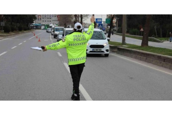 17 BİN 603 SÜRÜCÜYE CEZA