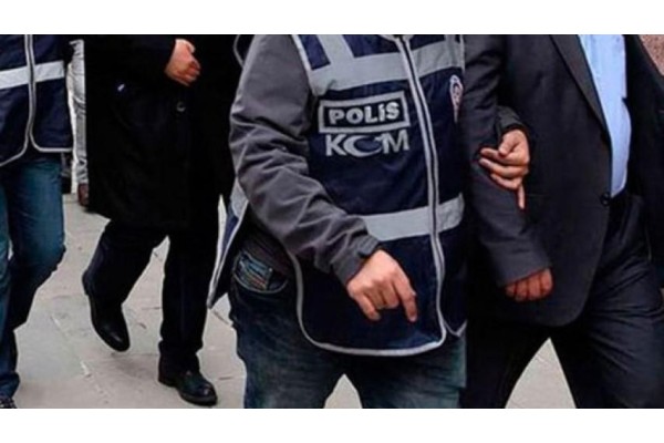 İZMİR MERKEZLİ 43 İLDE FETÖ OPERASYONU