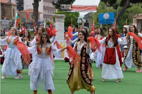 22.ULUSLARARASI BERGAMA ÇOCUK ŞENLİĞİ BAŞLIYOR