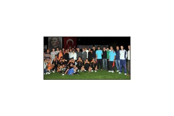 SAMPIYON KARDESLER PEN