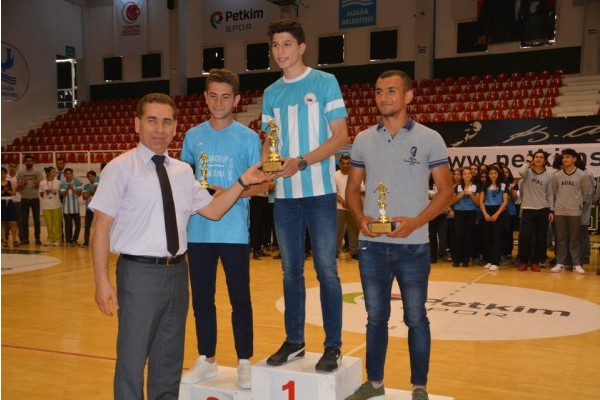 19 MAYIS ÖDÜLLERİ SAHİPLERİNİ BULDU