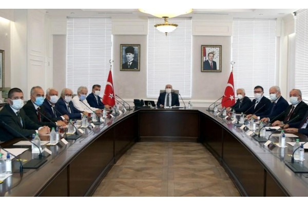 KÖŞGER’DEN BİRLİK ÇAĞRISI