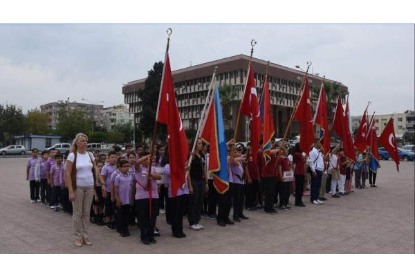 İLKÖĞRETİM HAFTASI KUTLANIYOR