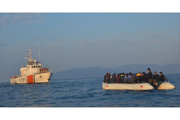 4 GÜNDE 2 BİN 186 KAÇAK GÖÇMEN