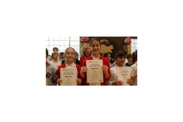 Cambrıdge sertifikaları verildi