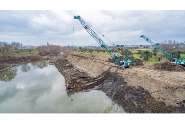 BAKIRÇAY NEHRİ'NİN 39 KİLOMETRELİK BÖLÜMÜ TEMİZLENDİ