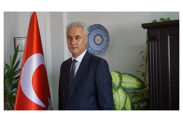 BAŞSAĞLIĞI DİLEDİ