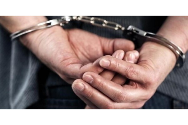 TEFECİLİK OPERASYONUNDA ÜÇ TUTUKLAMA