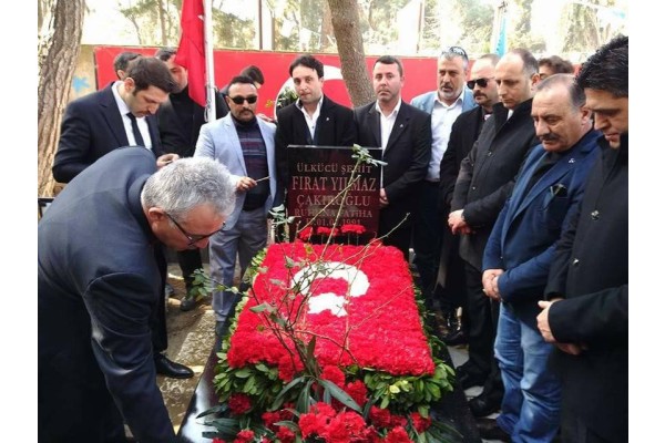 FIRAT ÇAKIROĞLU MEZARI BAŞINDA ANILDI