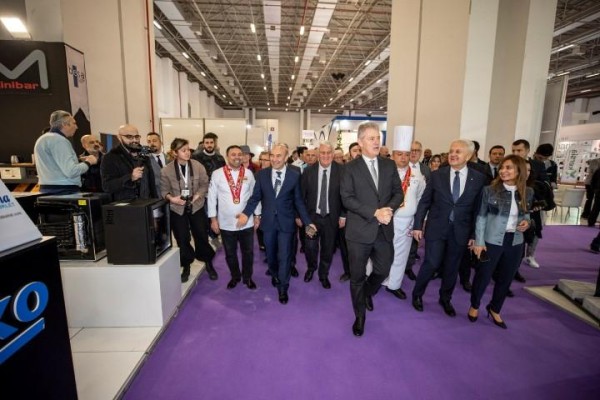 SOYER’DEN VİSİT İZMİR MÜJDESİ