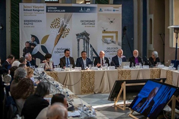 İktisat Kongresi dayanışmaya davet ediyor