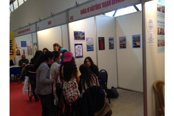 "KÖMÜRDEN KURTUL, GELECEĞİ KURTAR!" TÜYAP'TA